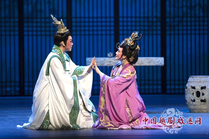 上海大剧院开启“迎新季” 近百场演出共迎佳节