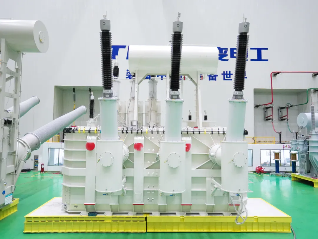 江航装备核心技术人员尉卫东减持5000股，减持金额6.25万元