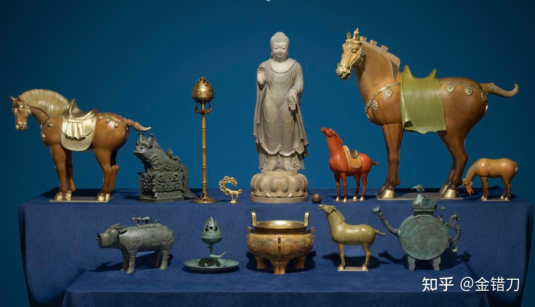 铜师傅二冲港股，中年男人的潮玩出圈难