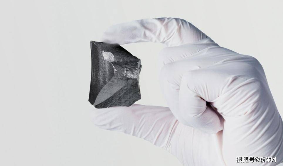 桂冠电力(600236.SH)：下属龙滩水电站通航建筑物建设方案由500吨级变更为1000吨级并即将开工