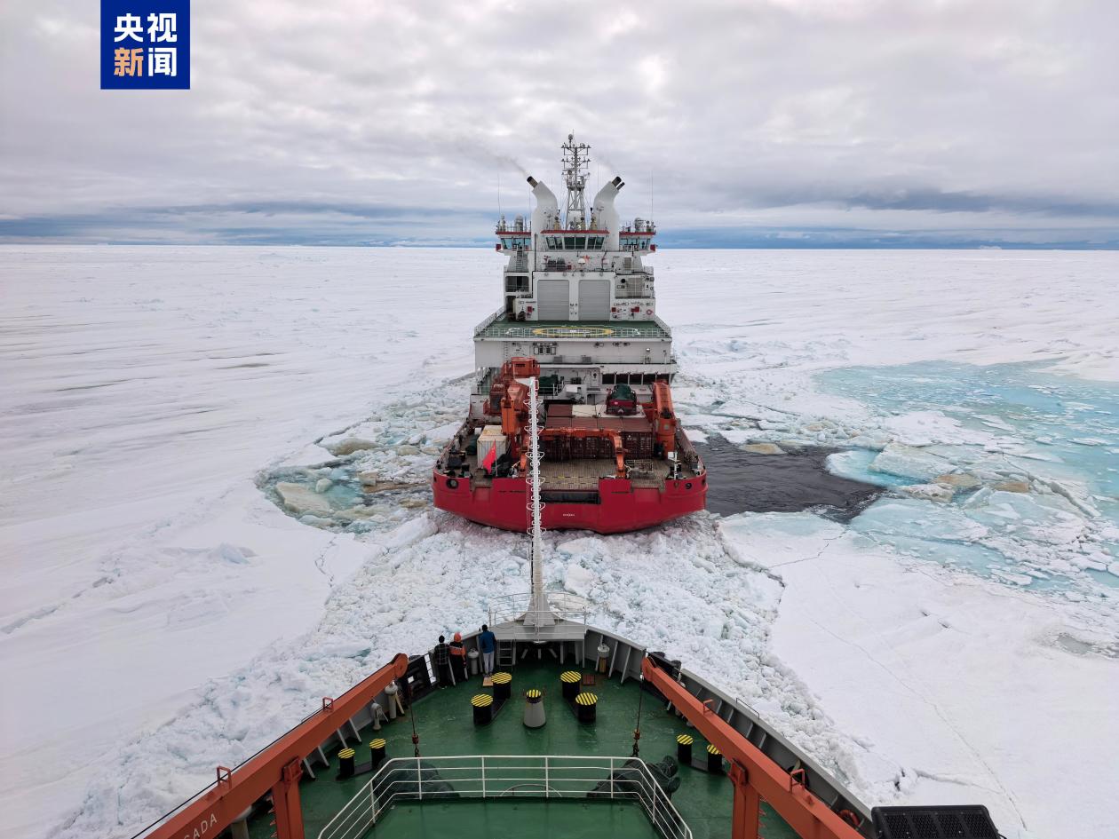 南极现场发来！中国第42次南极考察队的新年祝福