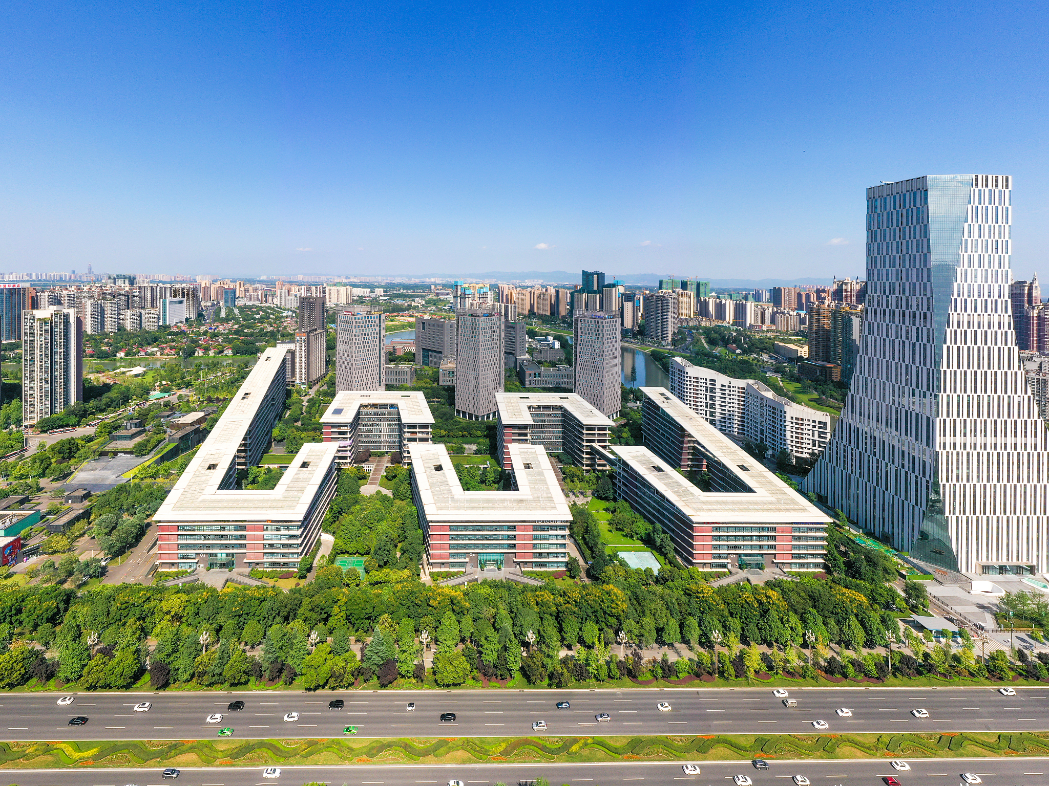 中建六局5亿元“卖”总部大楼？实为发行金融产品 专家：对未来融资有好处