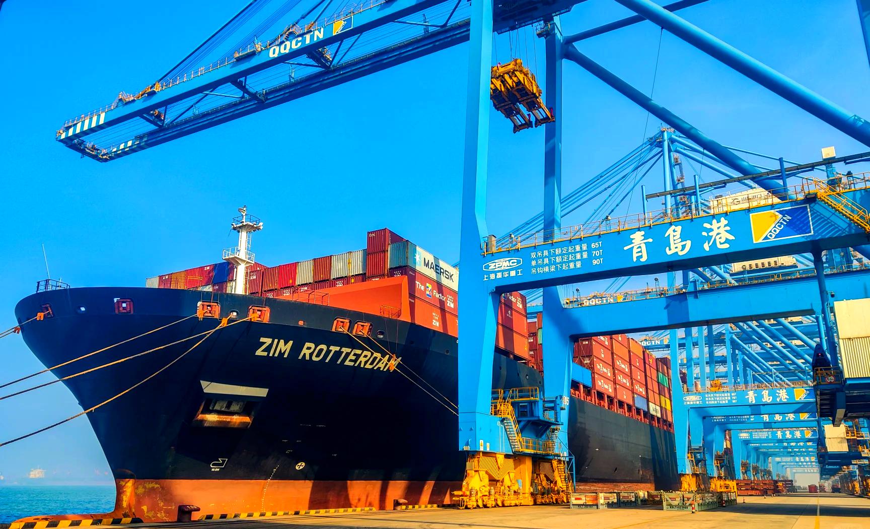 上海洋山深水港2025年集装箱吞吐量再创历史新高