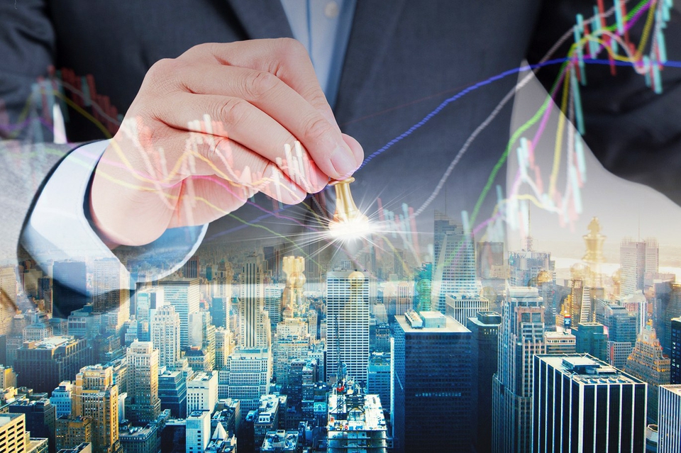 每经热评 | “00后”企二代空降成董事长，鸿铭股份仓促交班何以“不负投资者”？