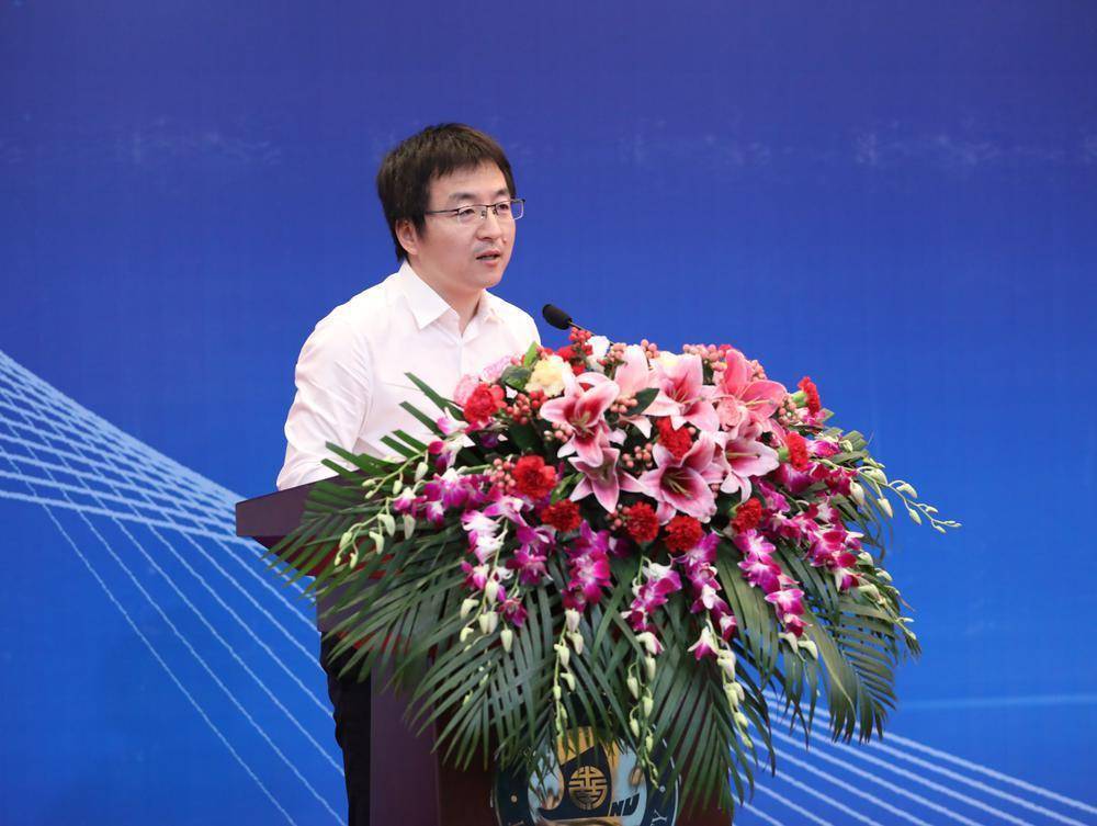 核心教材教辅业务疲软，新业务尚处于培育期，城市传媒将现上市后首亏