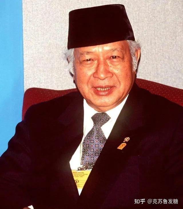 英国国王弟弟安德鲁被捕