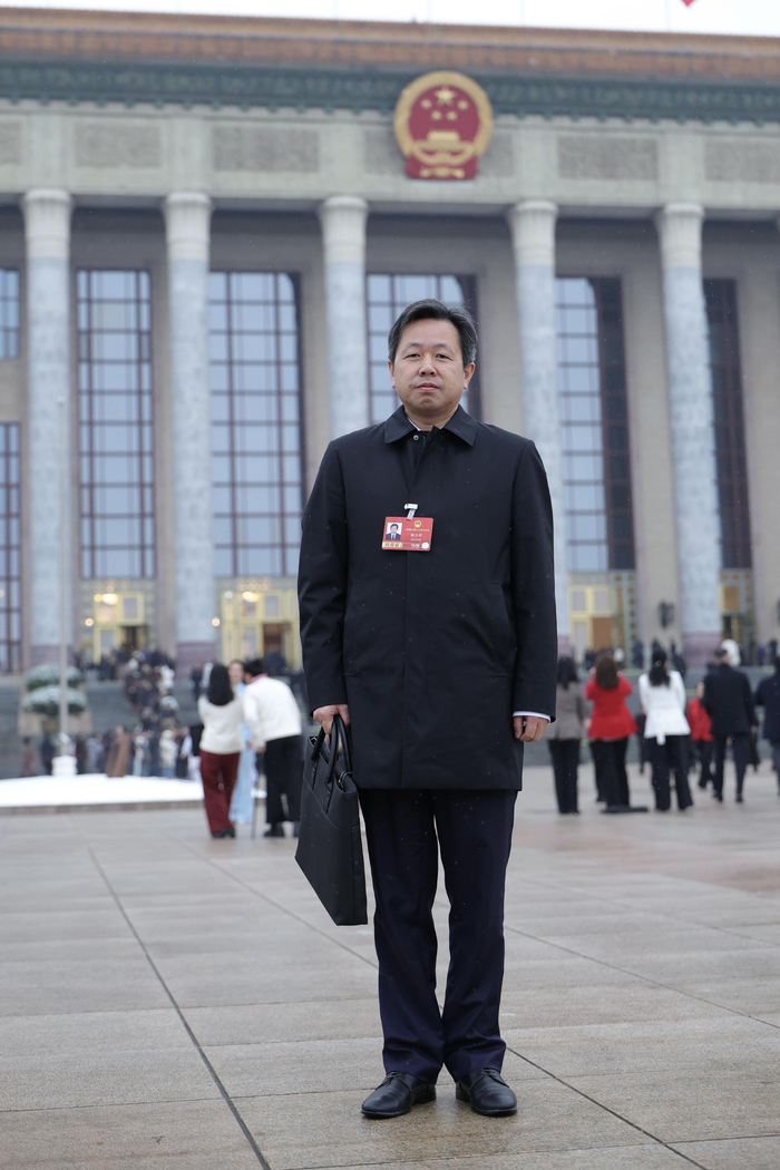 全国人大代表、兴福电子董事长李少平:建议开设中试项目专项快速审批通道