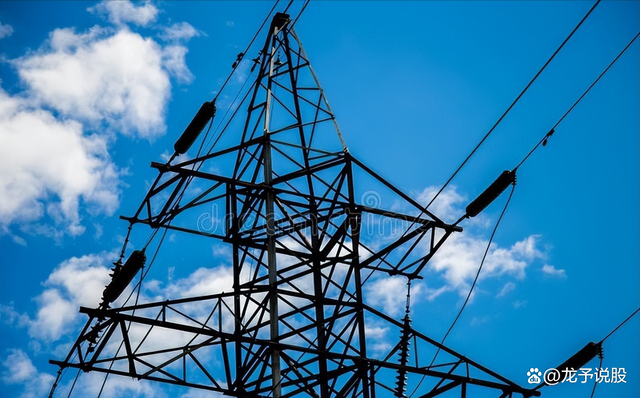 郑栅洁：初步估算今年“六张网”和其他重点领域建设投资将超过7万亿元