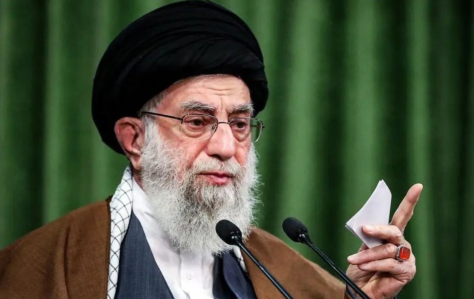 伊朗外长：以色列轰炸德黑兰燃料库构成生态灭绝罪