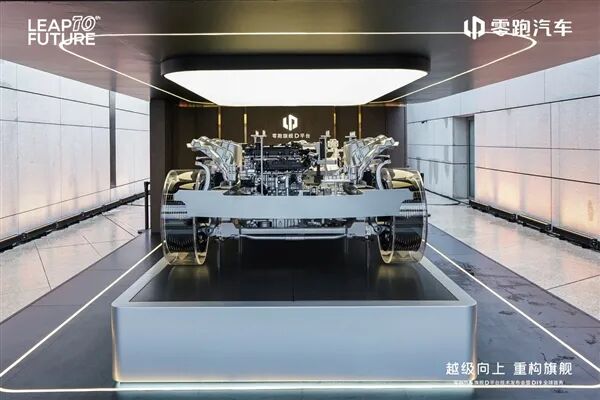 三维通信：双引擎同步发力驱动高质量增长，2025年营收突破119亿元