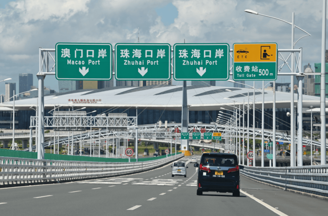 香港“粤车南下”政策推出至今运作顺畅反应良好