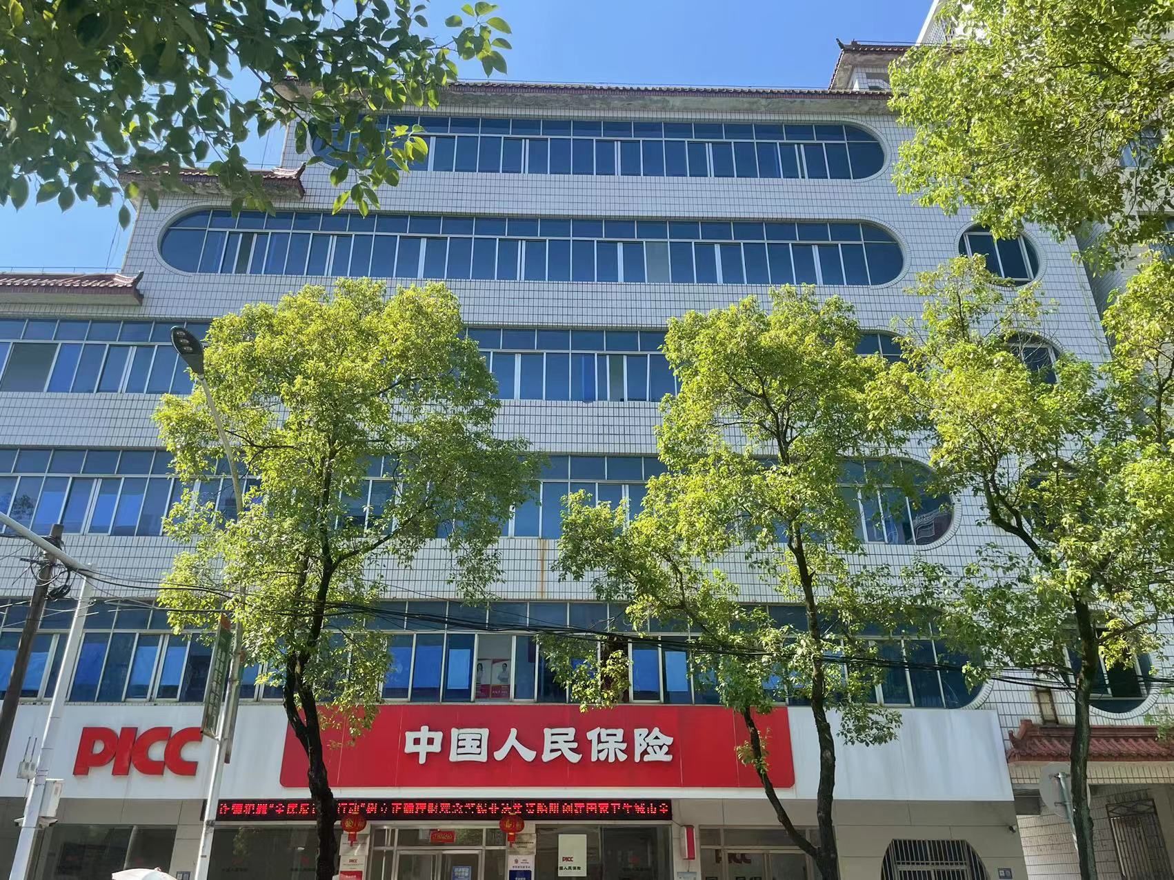 人保服务 ,人保伴您前行_2026年中国一次性餐盒行业：绿色浪潮下的市场重构与未来展望